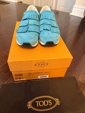 Tod's blue suede loafers, size 36.5